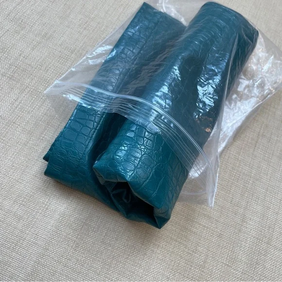 ModCloth Teal Reptile Pleather Zipper Front Mini Skirt - Picture 12 of 16